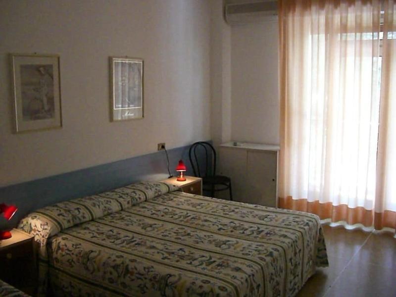 Hotel Myriam Lignano Sabbiadoro Eksteriør bilde