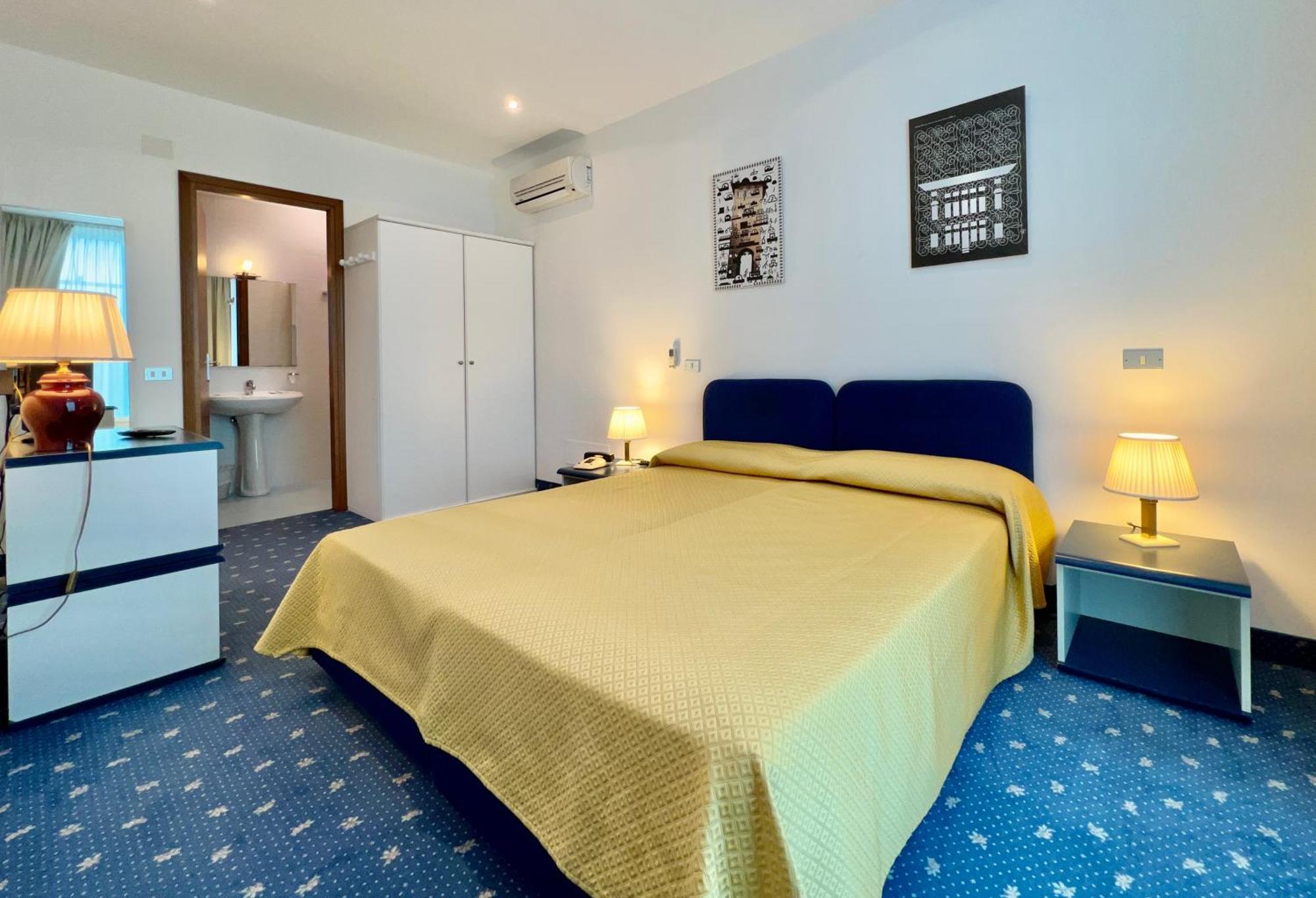 Hotel Myriam Lignano Sabbiadoro Eksteriør bilde