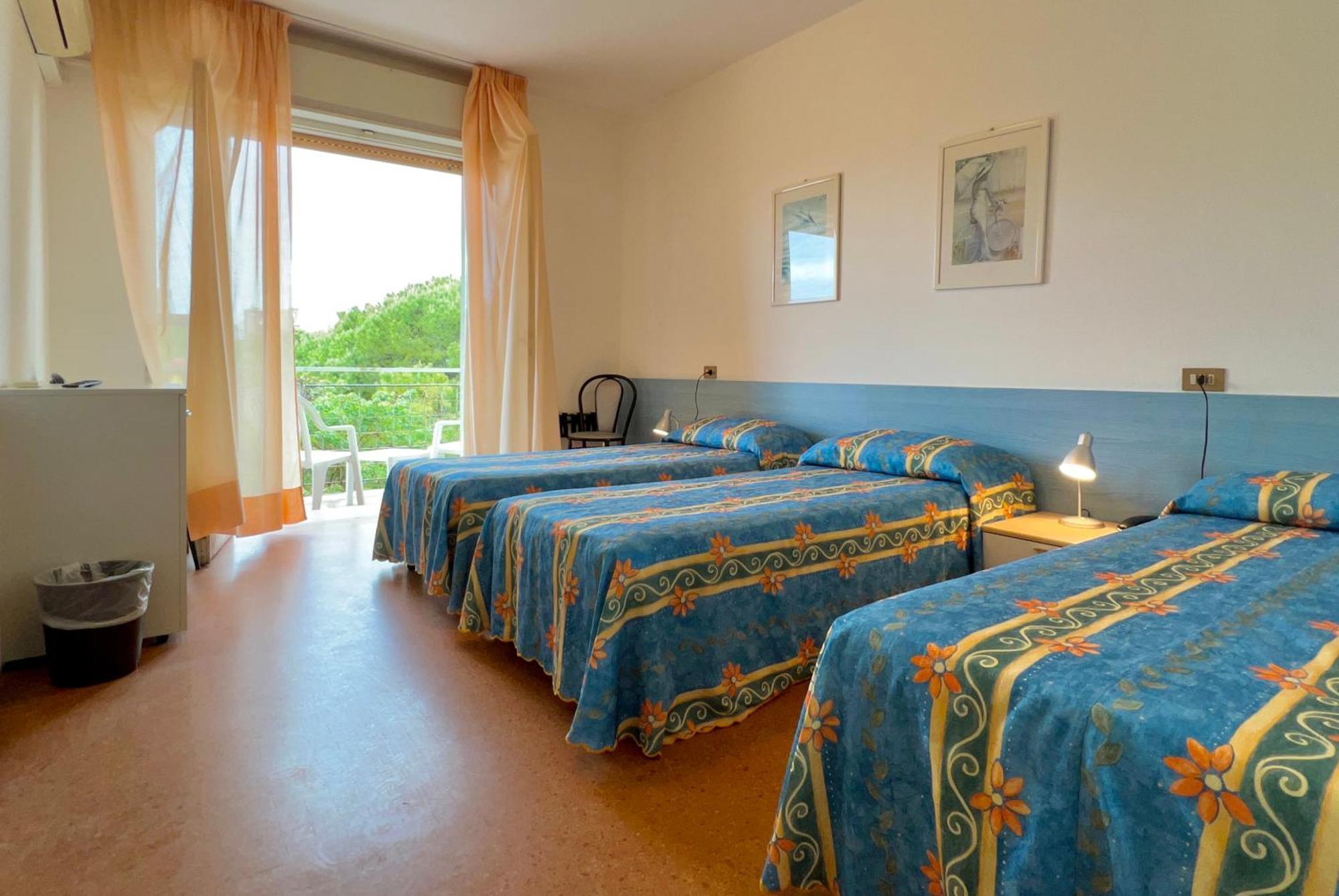 Hotel Myriam Lignano Sabbiadoro Eksteriør bilde